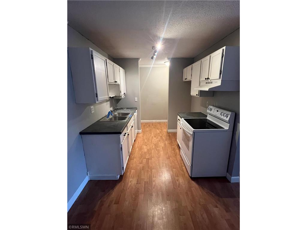 401 E Burnsville Parkway #334 Burnsville MN 55337 7024170 image3