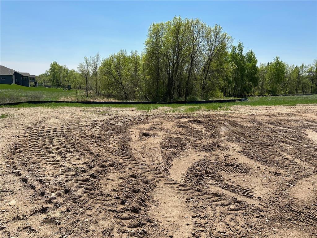 401 Estate Drive Avon MN 56310 6552949 image1