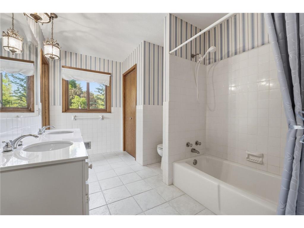 401 Felix Lane West Saint Paul MN 55118 7072396 image36