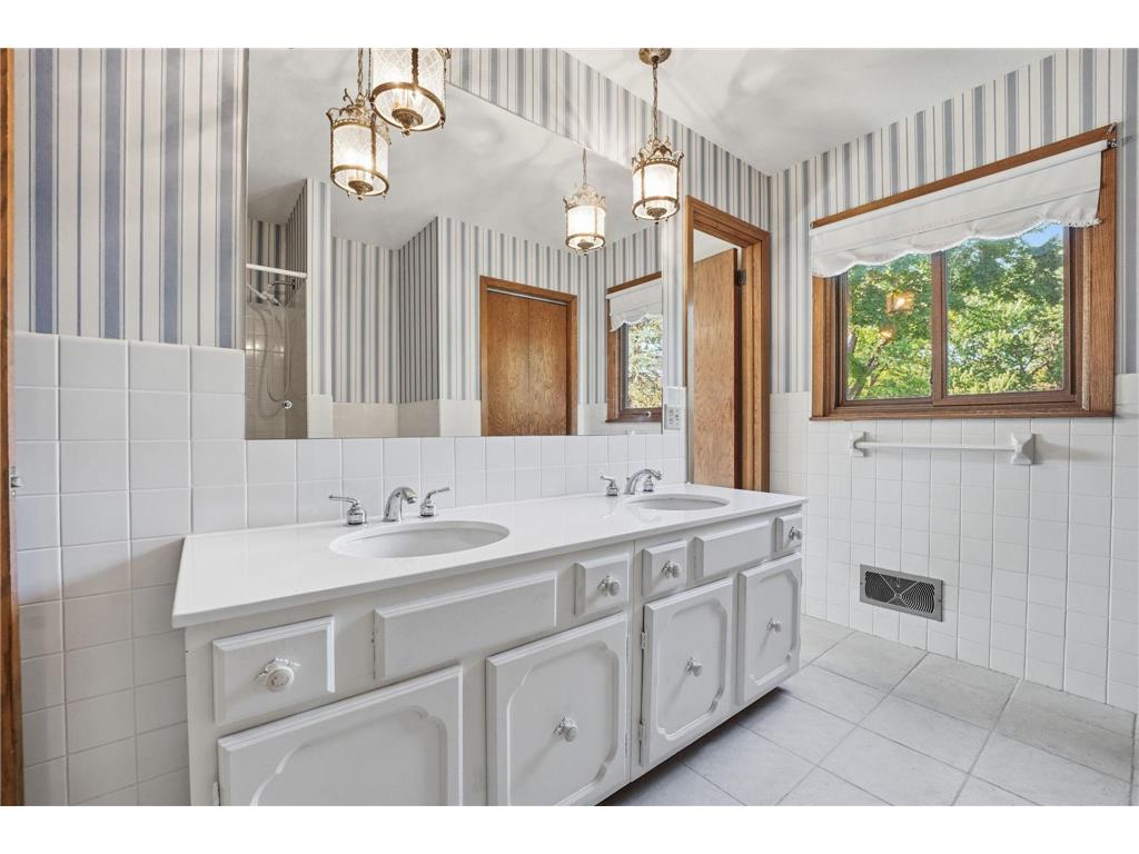 401 Felix Lane West Saint Paul MN 55118 7072396 image37