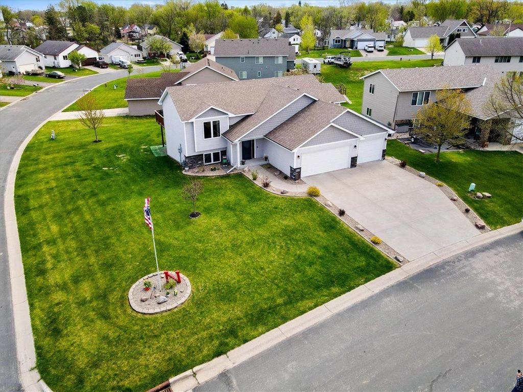 401 Fischer Street NW Montgomery MN 56069 7055847 image2