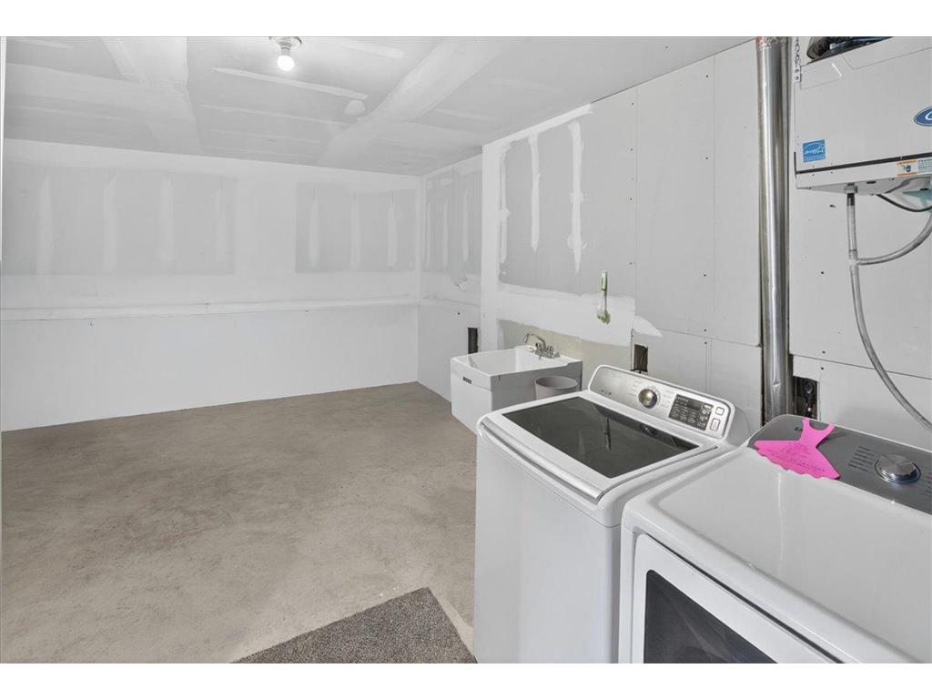401 Fischer Street NW Montgomery MN 56069 7055847 image25