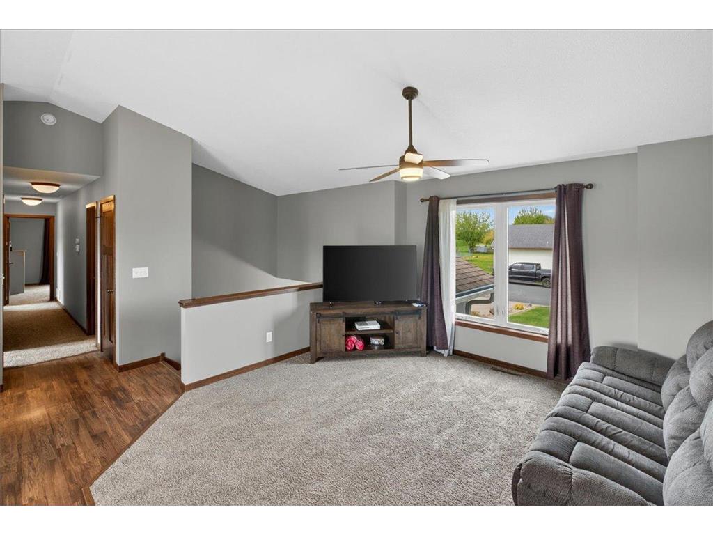 401 Fischer Street NW Montgomery MN 56069 7055847 image7