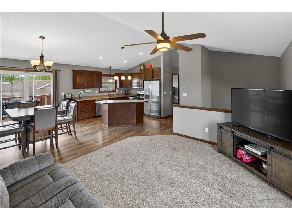 401 Fischer Street NW Montgomery MN 56069 7055847 image8