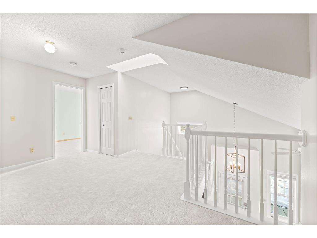 401 Hickory Lane N Oakdale MN 55128 7000327 image15