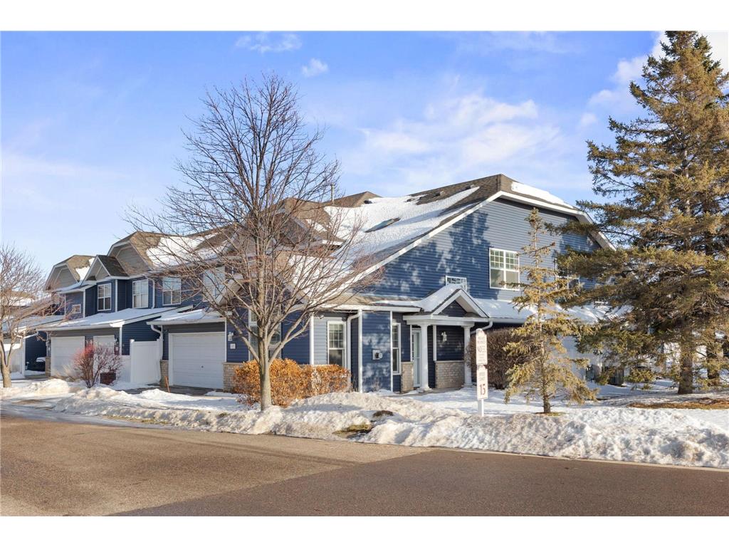 401 Hickory Lane N Oakdale MN 55128 7000327 image22