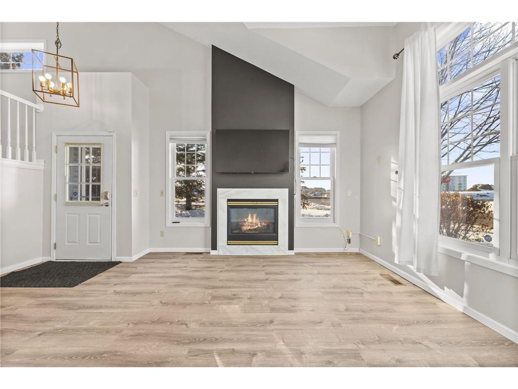 401 Hickory Lane N Oakdale MN 55128 7000327 image5