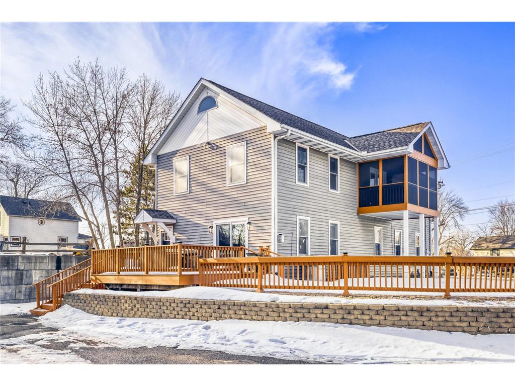 401 Highway 7 Excelsior MN 55331 - Galpin 7020660 image1