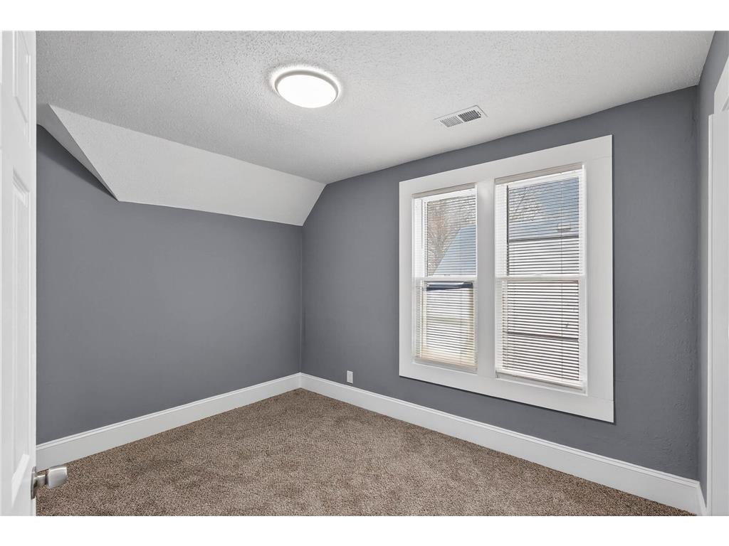 401 Lafond Avenue Saint Paul MN 55103 7006403 image25