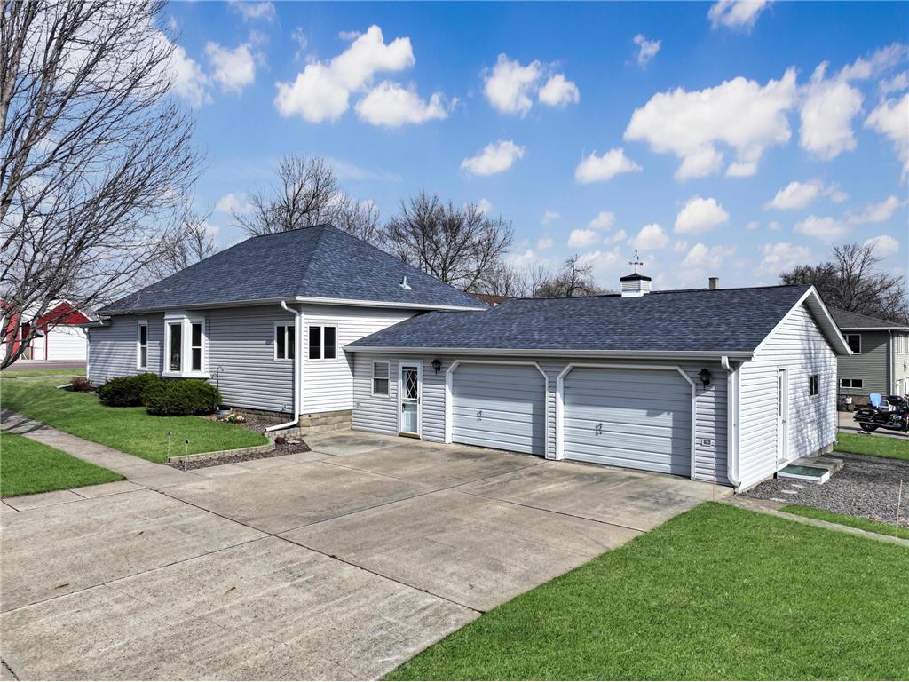 401 Lake Avenue S Balaton MN 56115 7042006 image3
