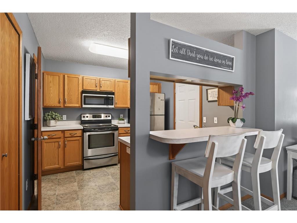 401 Leeward Trail Woodbury MN 55129 7060981 image2