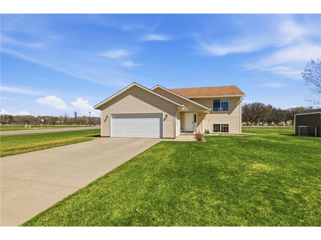 401 Morning View Court Sauk Centre MN 56378 7056414 image1