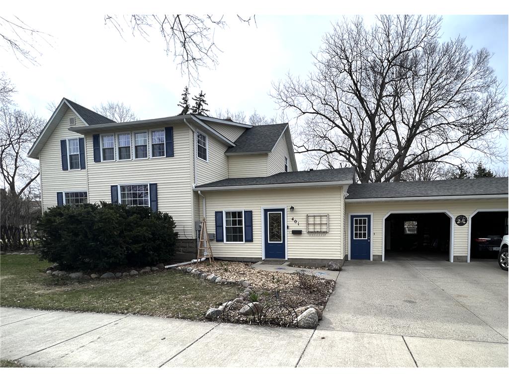 401 N 4th Street Marshall MN 56258 6357220 image1