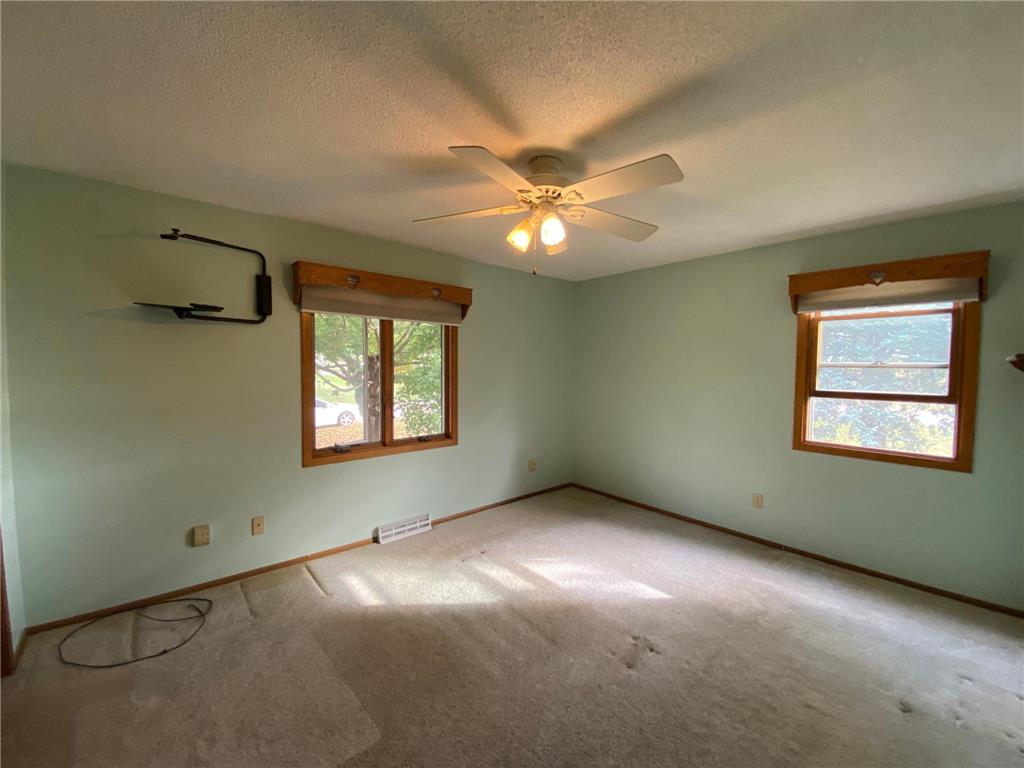 401 Noland Avenue Hayward MN 56043 6798070 image11