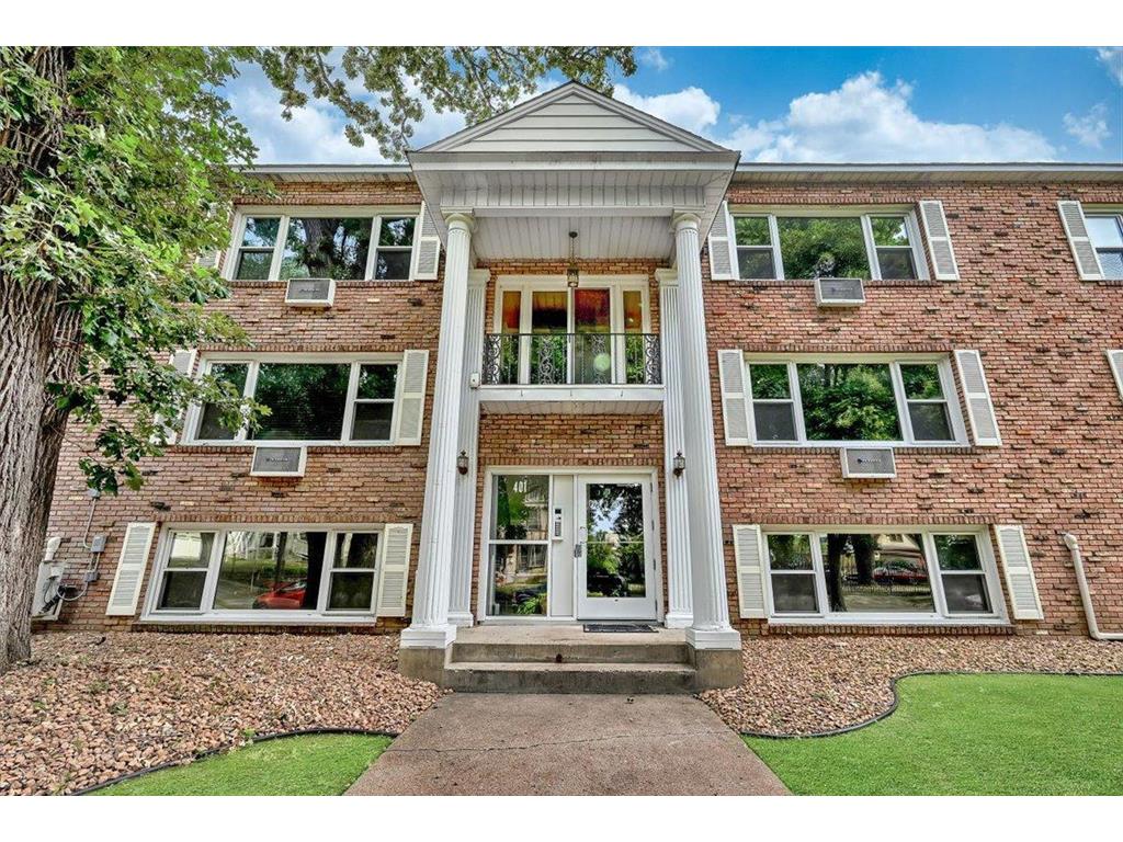 401 Ridgewood Avenue #202 Minneapolis MN 55403 6340316 image1