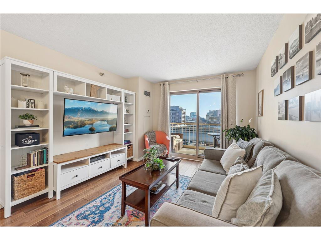 401 S 1st Street #1221 Minneapolis MN 55401 - Mississippi 7061554 image1