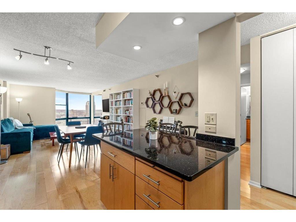 401 S 1st Street #1612 Minneapolis MN 55401 7046245 image5