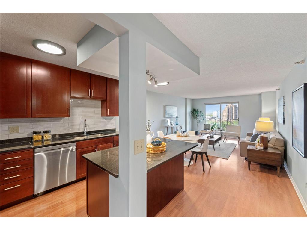 401 S 1st Street #1705 Minneapolis MN 55401 7076006 image1