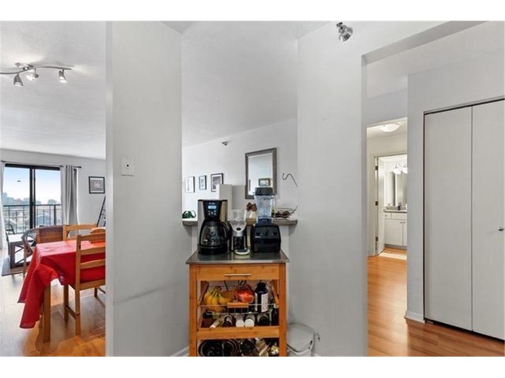 401 S 1st Street #611 Minneapolis MN 55401 7114378 image11