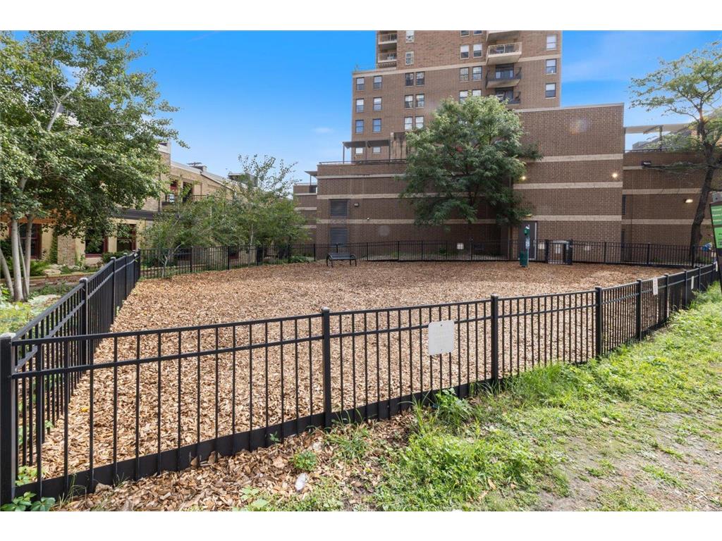 401 S 1st Street #823 Minneapolis MN 55401 - Mississippi 7019682 image60