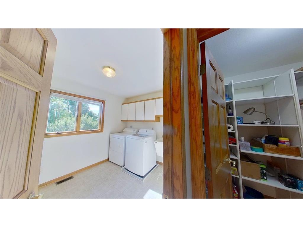 401 S Bruce Street S Marshall MN 56258 7098574 image14