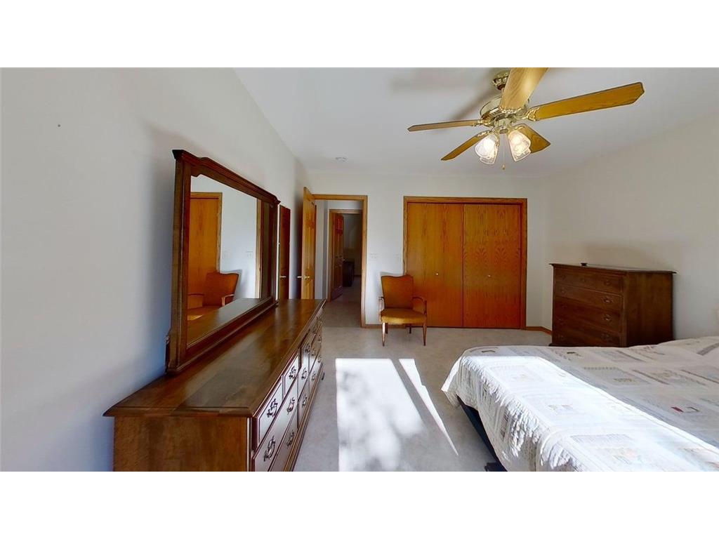401 S Bruce Street S Marshall MN 56258 7098574 image18
