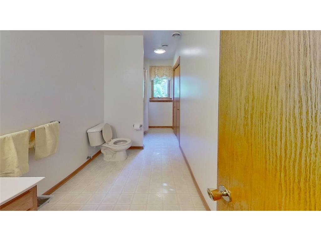 401 S Bruce Street S Marshall MN 56258 7098574 image21
