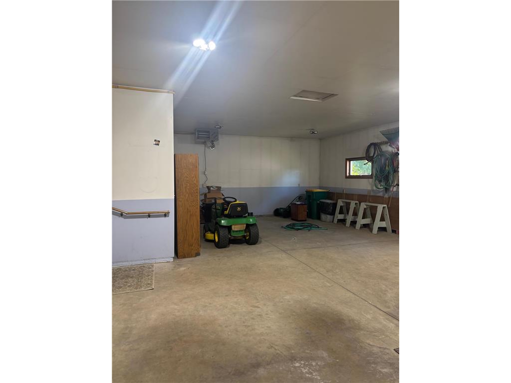 401 S Bruce Street S Marshall MN 56258 7098574 image42