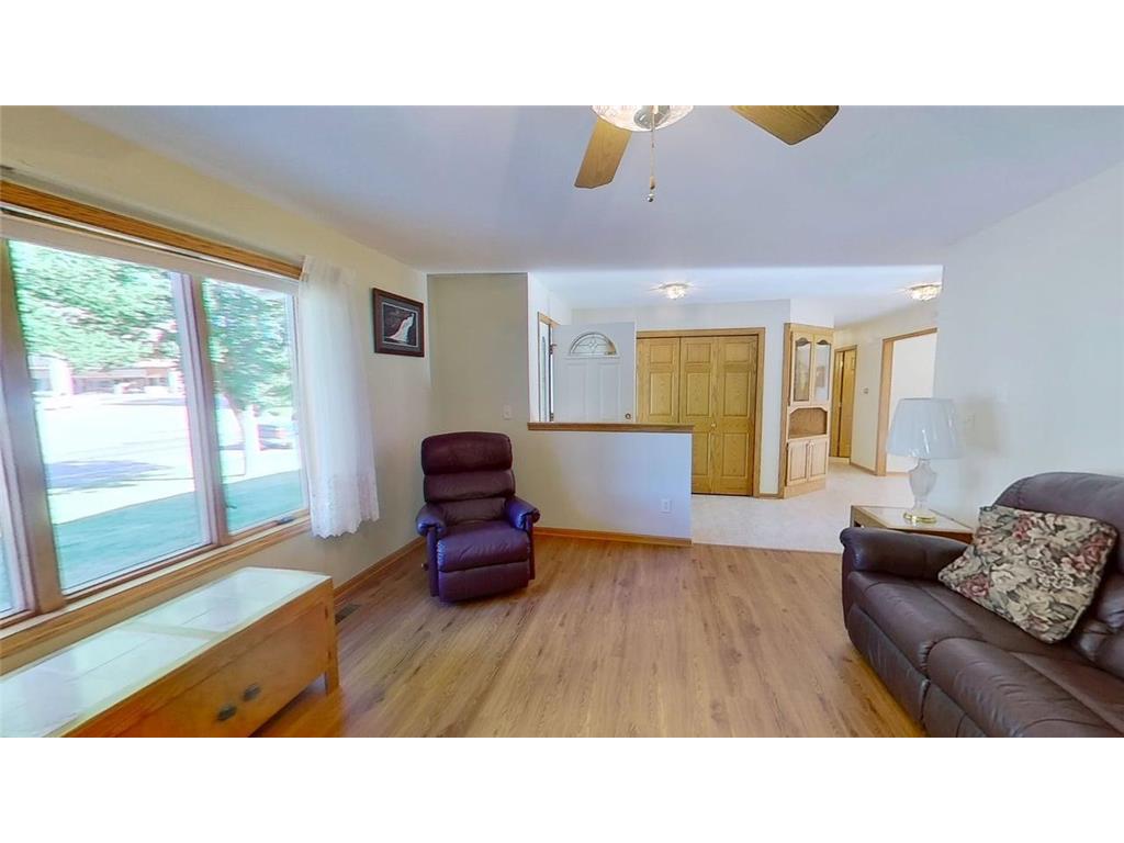 401 S Bruce Street S Marshall MN 56258 7098574 image6