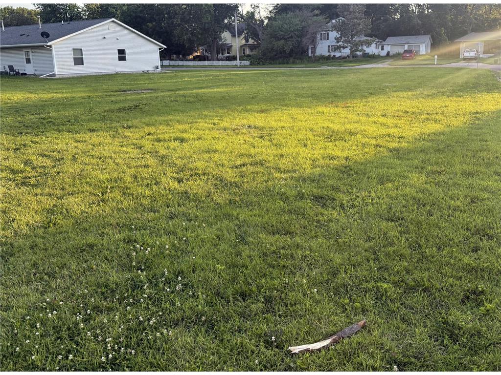 401 S Lake Street Sherburn MN 56171 7107063 image2
