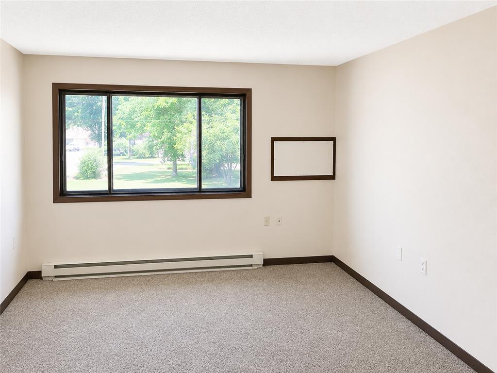 401 S Oak Street #8 Ellsworth MN 56129 7105161 image2