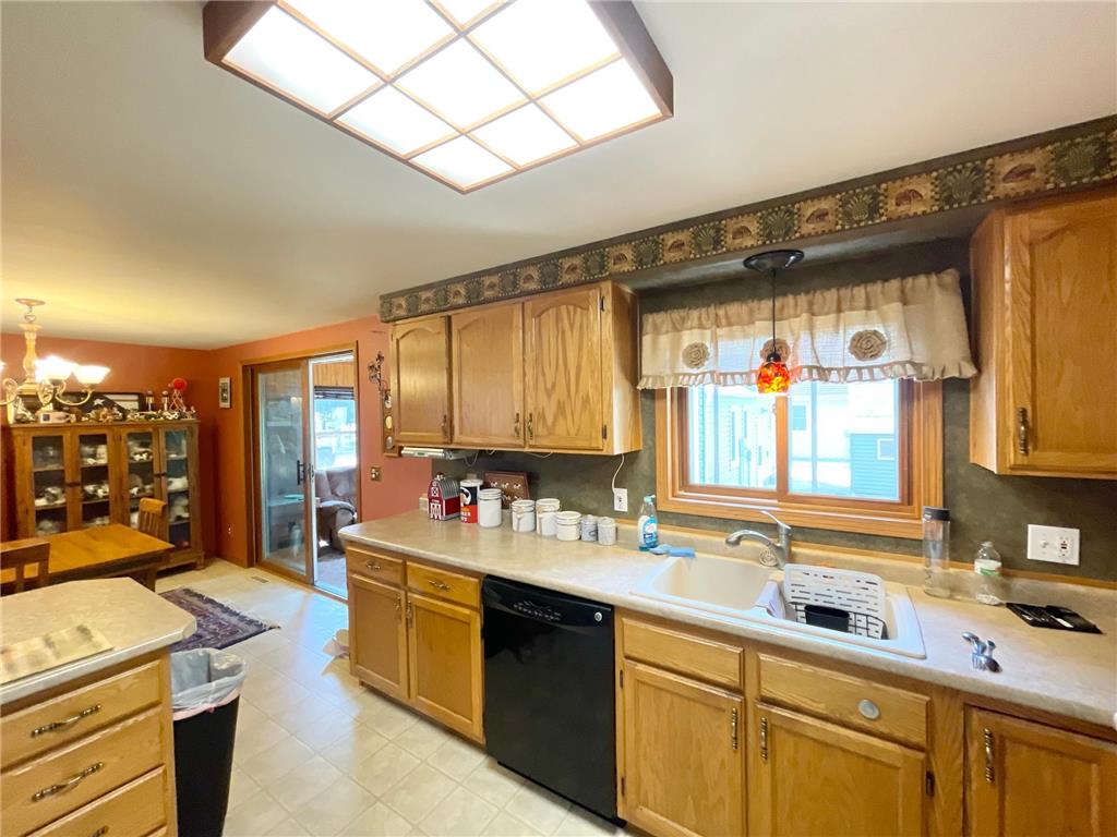 401 Wilson Street W Springfield MN 56087 7100742 image14