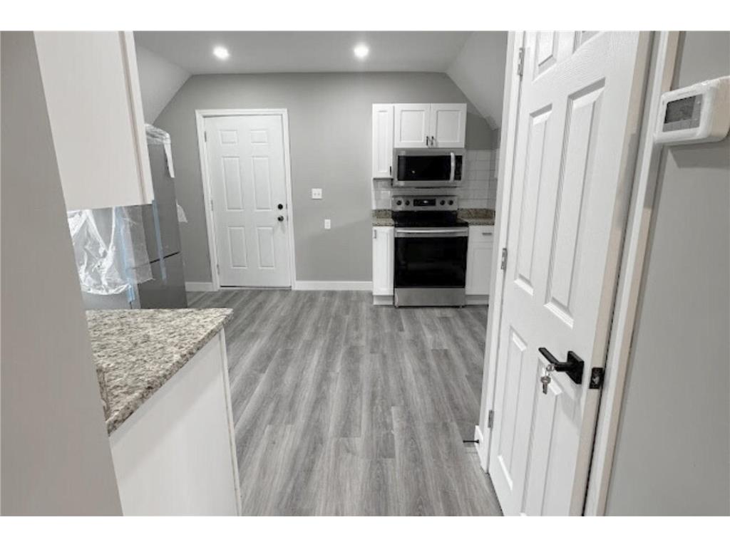 4010 Dupont Avenue N Minneapolis MN 55412 6786716 image18