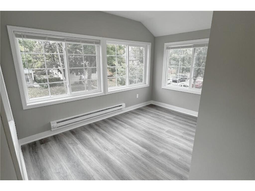 4010 Dupont Avenue N Minneapolis MN 55412 6786716 image25