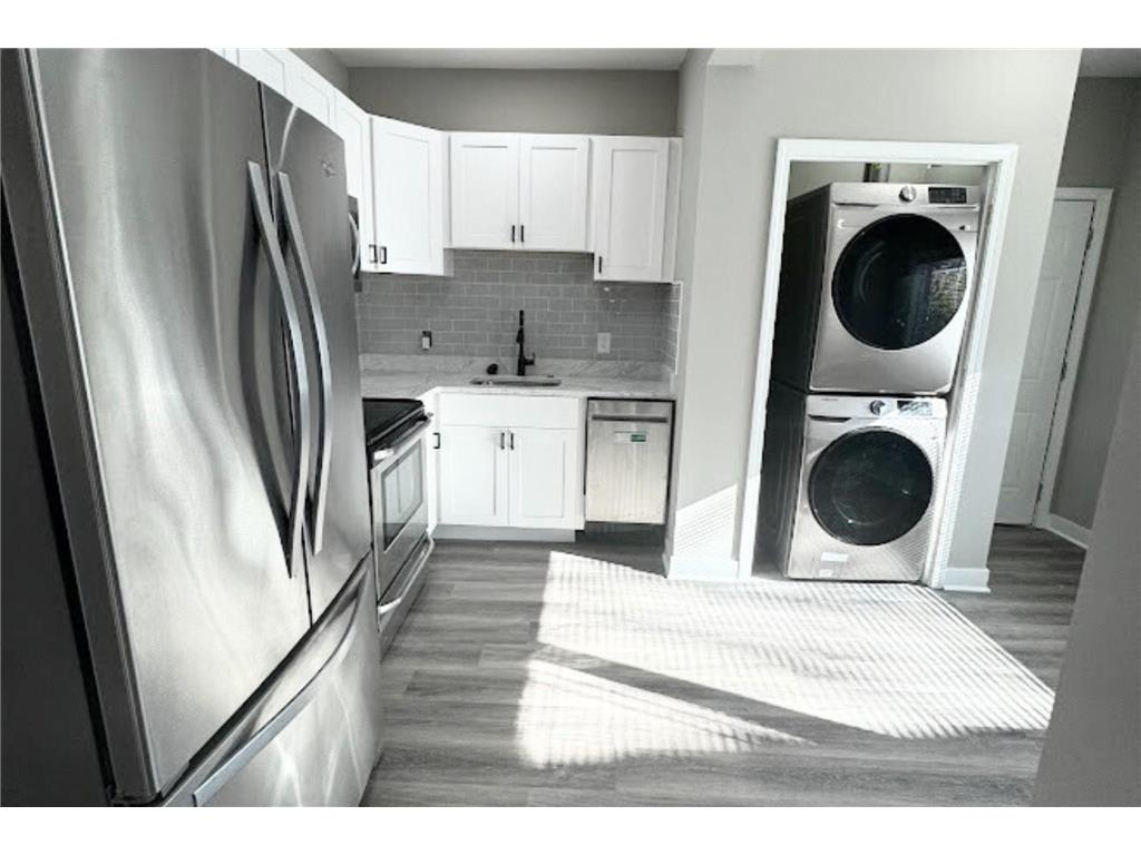 4010 Dupont Avenue N Minneapolis MN 55412 6786716 image6