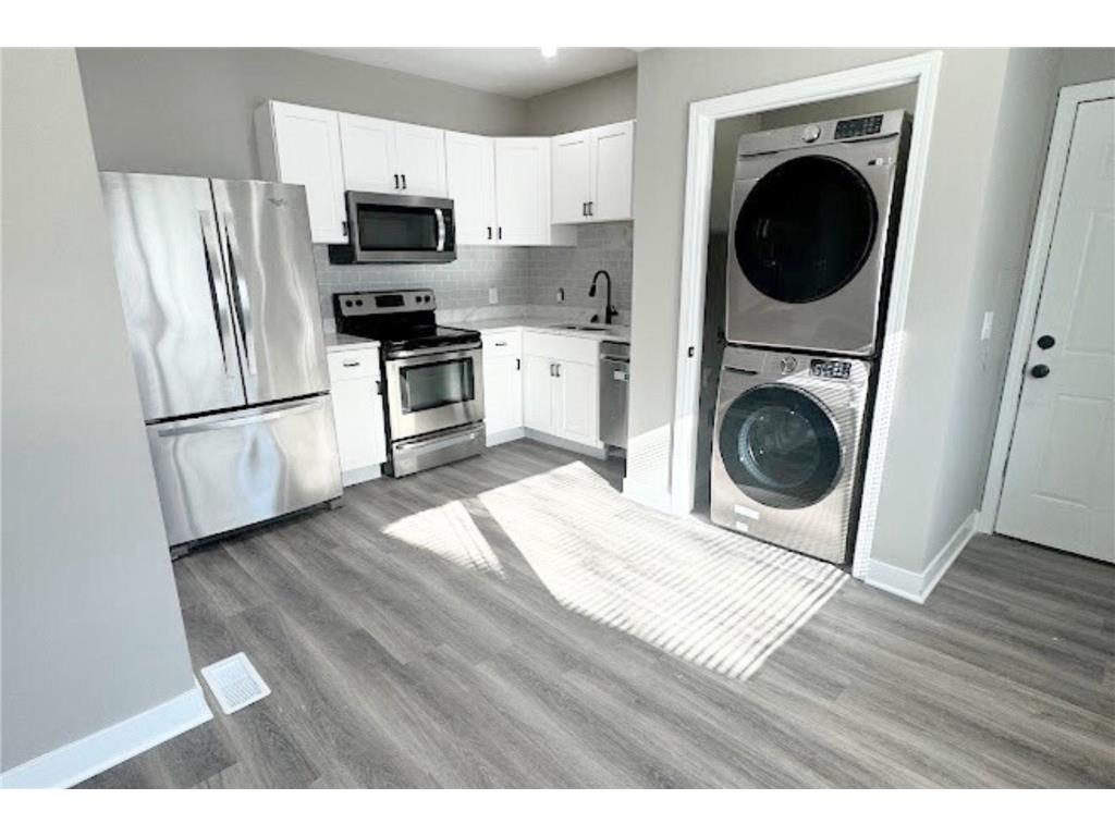 4010 Dupont Avenue N Minneapolis MN 55412 6786716 image7