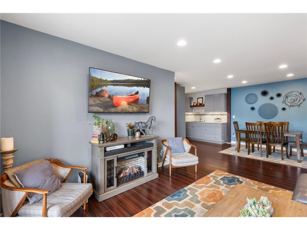 4010 Foss Road #104 Saint Anthony MN 55421 6685320 image1