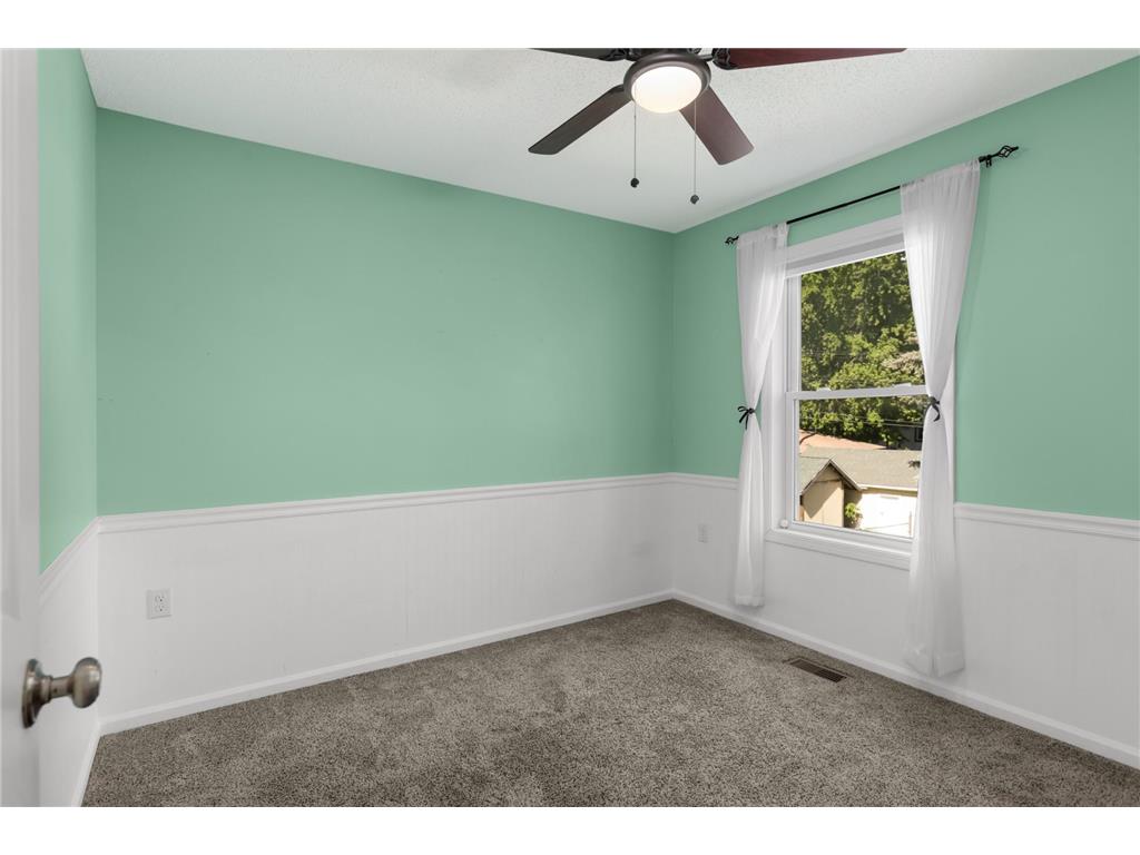 4011 5th Street NE Columbia Heights MN 55421 7055677 image17