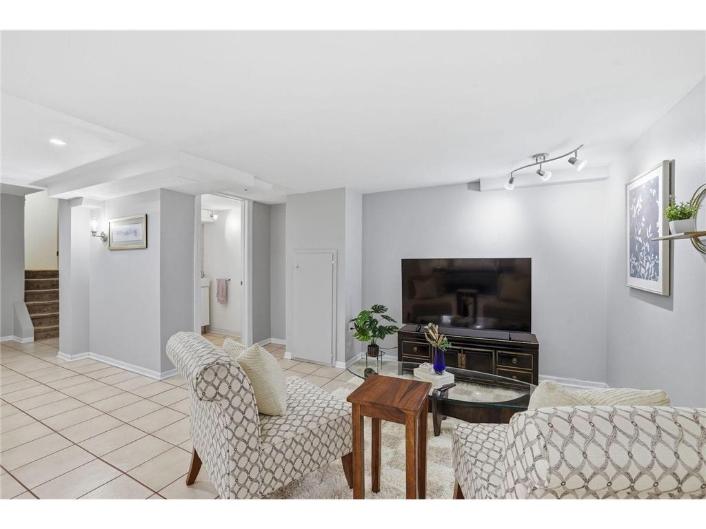4011 Grimes Avenue S Edina MN 55416 7100794 image37