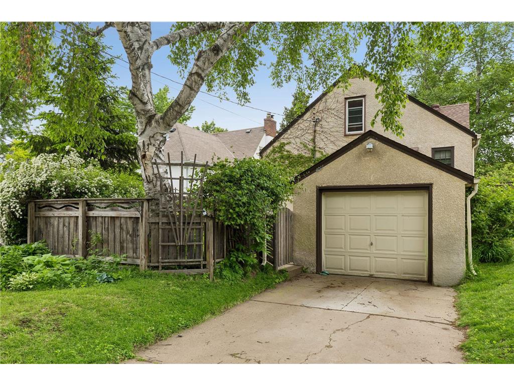 4011 Upton Avenue N Minneapolis MN 55412 7072080 image30