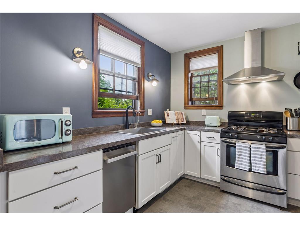 4011 Upton Avenue N Minneapolis MN 55412 7072080 image4