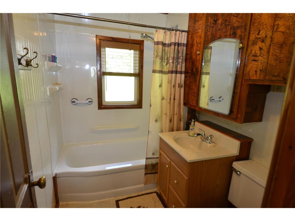 4011 W 9th Street Duluth MN 55807 7093274 image18