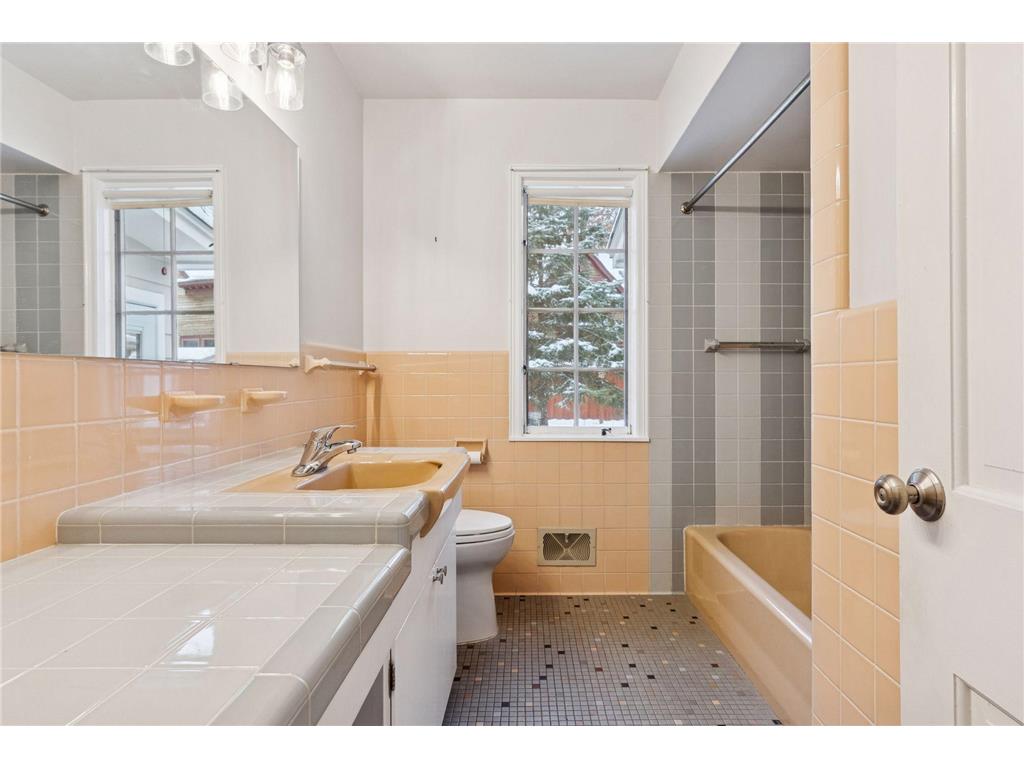 4012 Linden Hills Boulevard Minneapolis MN 55410 7059707 image24