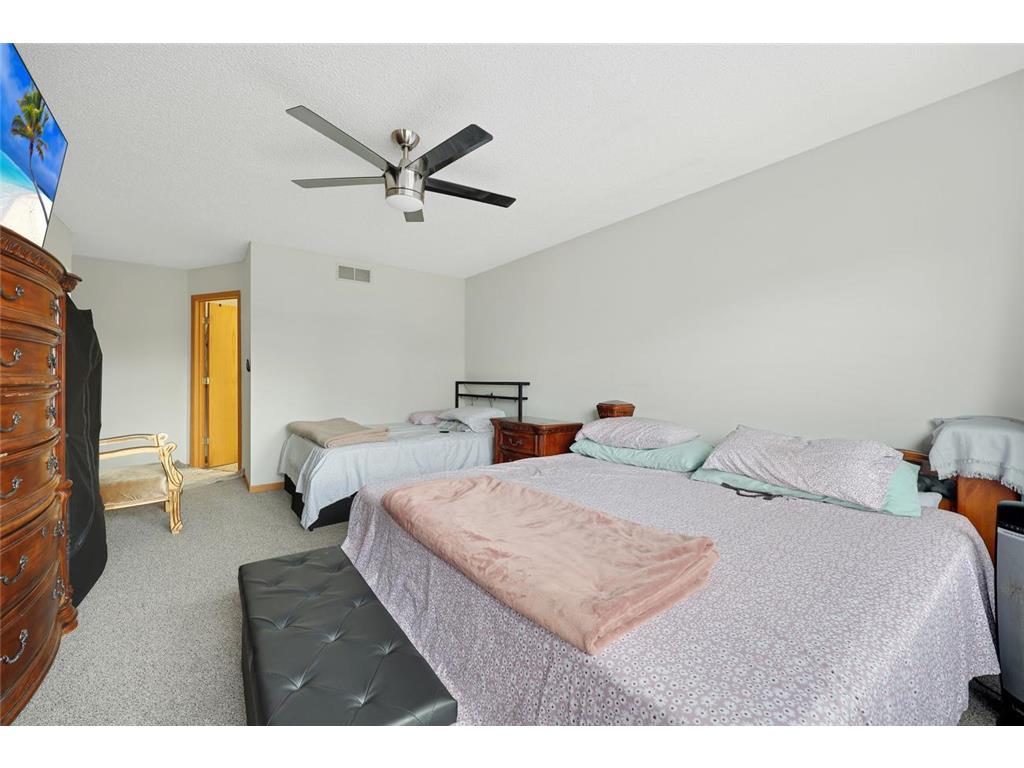 4013 Meadowlark Curve Eagan MN 55122 7060393 image18
