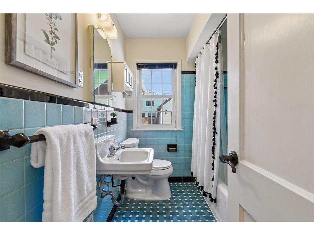 4013 Natchez Avenue Edina MN 55416 7001442 image27