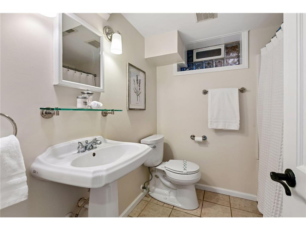 4013 Natchez Avenue Edina MN 55416 7001442 image40