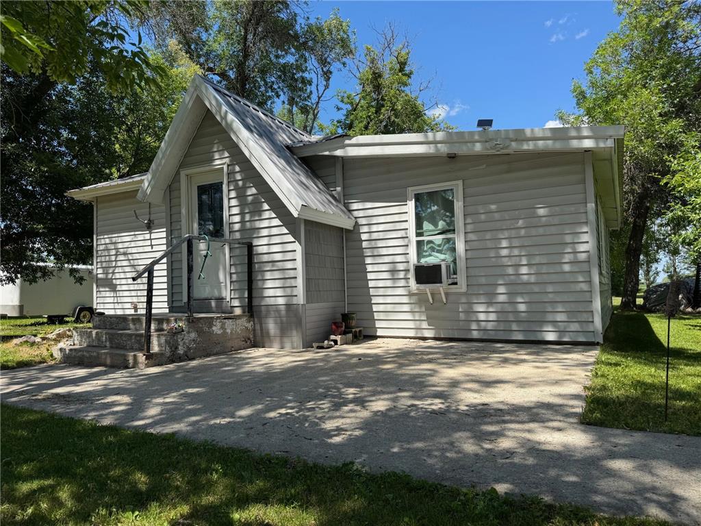 40149 181st Street Mickinock Twp MN 56761 7009379 image1
