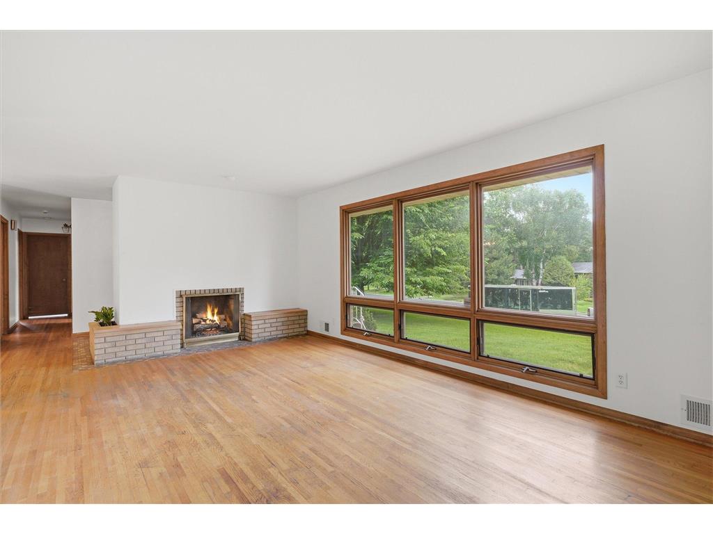 4015 Fairview Avenue N Arden Hills MN 55112 7096188 image12