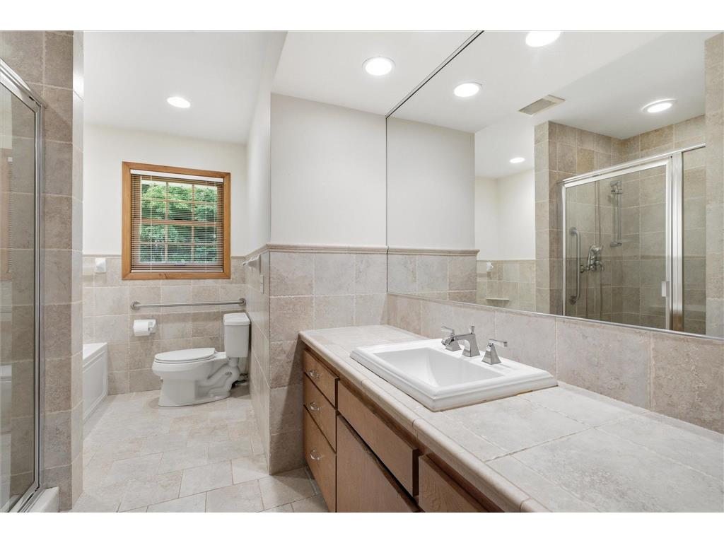 4015 Fairview Avenue N Arden Hills MN 55112 7096188 image22