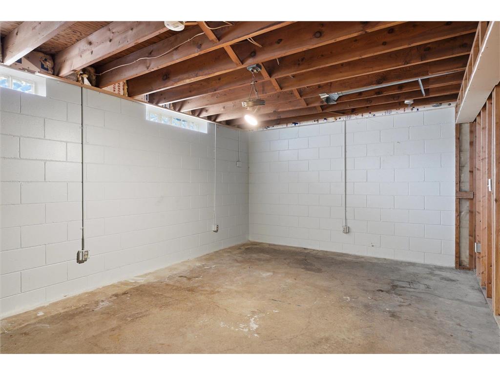 4015 Fairview Avenue N Arden Hills MN 55112 7096188 image26
